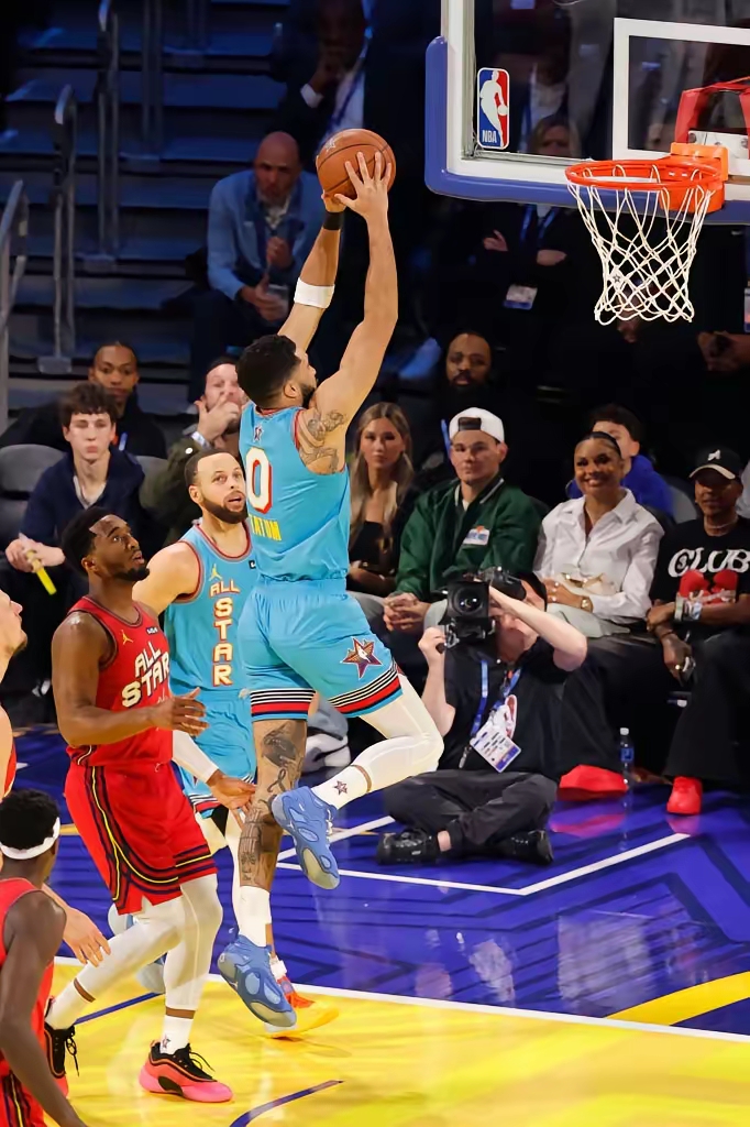 库里巅峰对决，塔图姆与60激战利物浦分钟，败北胜负难料！